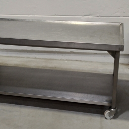 Sausage filling table
